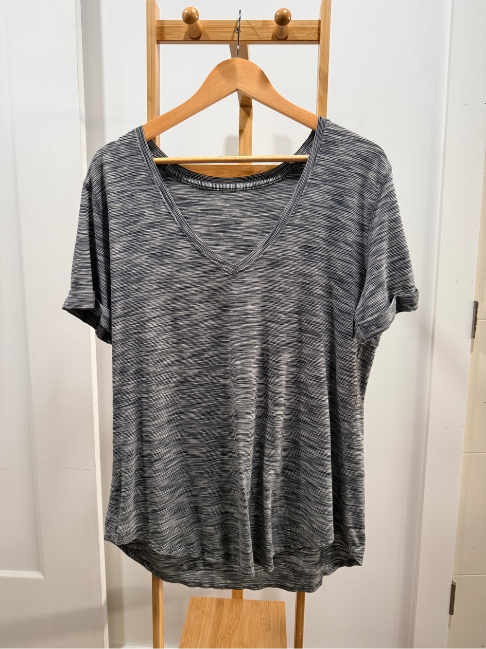 lululemon athletica Gray Space-Dye V-Neck Short Sleeve Tee